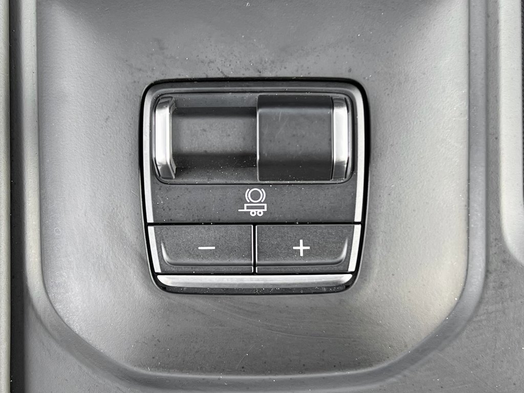 Used 2024 GMC Sierra 3500 Denali Ultimate image 30