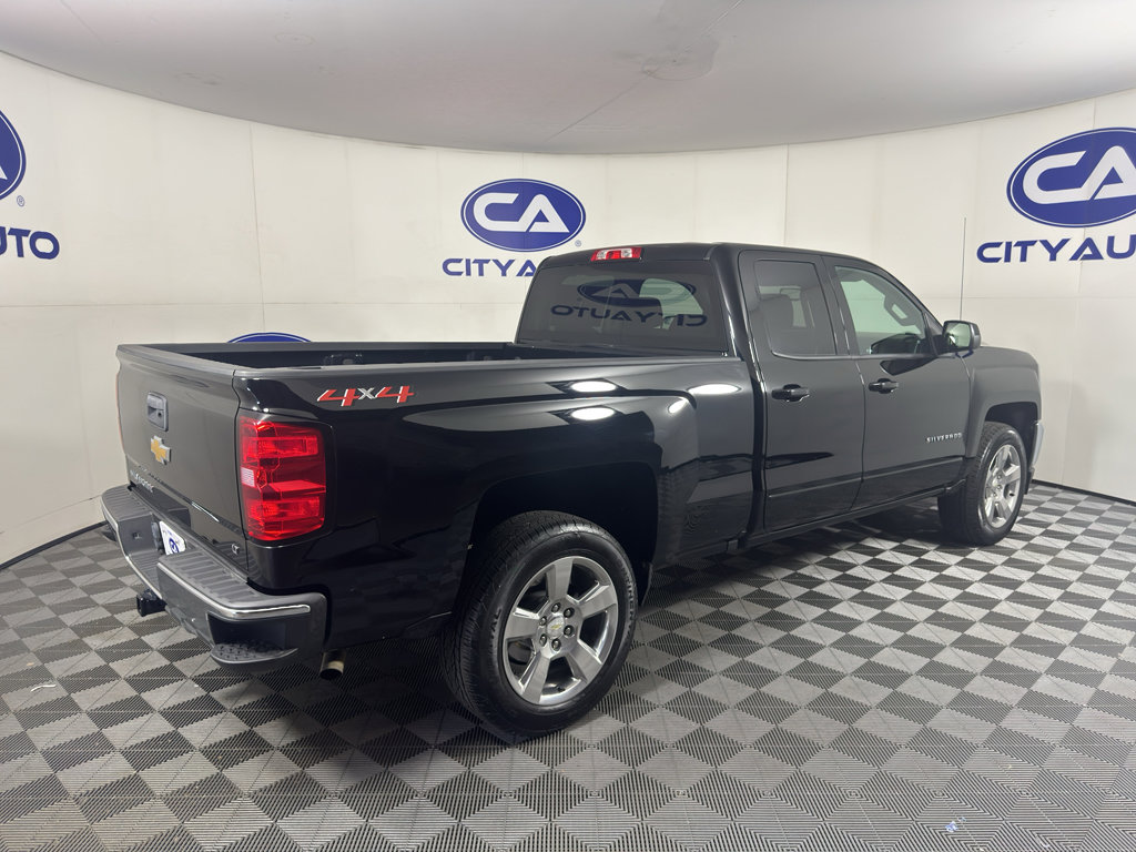 Used 2018 Chevrolet Silverado 1500 LT w/ All Star Edition AWD/4WD image 3
