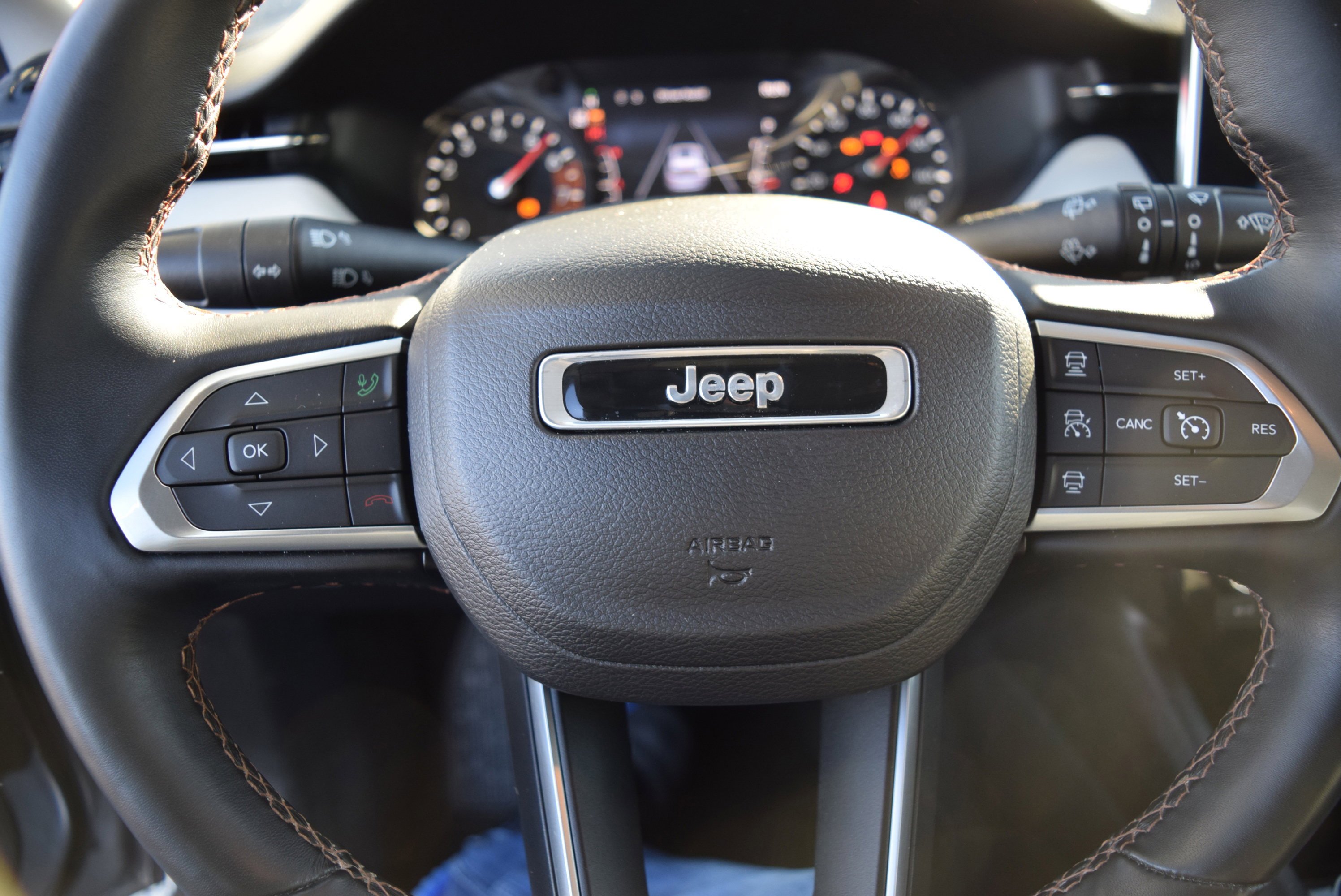 Used 2022 Jeep Compass Limited w/ Sun and Sound Group image 8