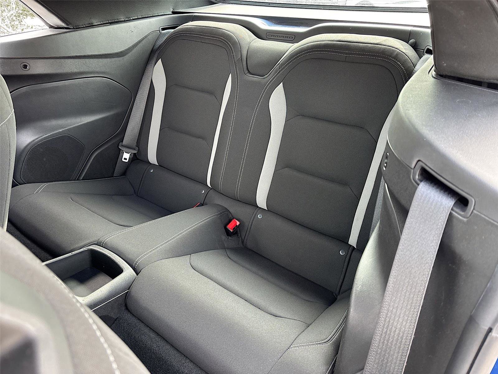 Used 2022 Chevrolet Camaro LT w/ Technology Package image 24