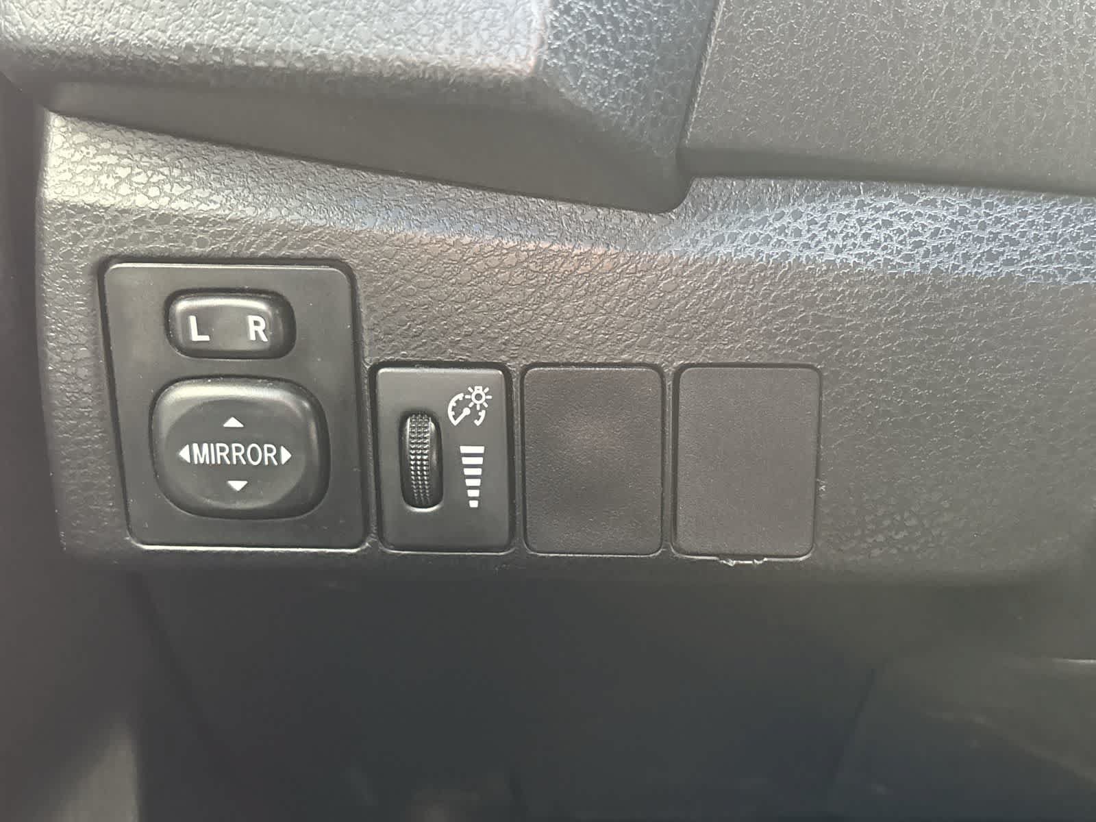 Used 2014 Toyota Corolla S FWD image 16