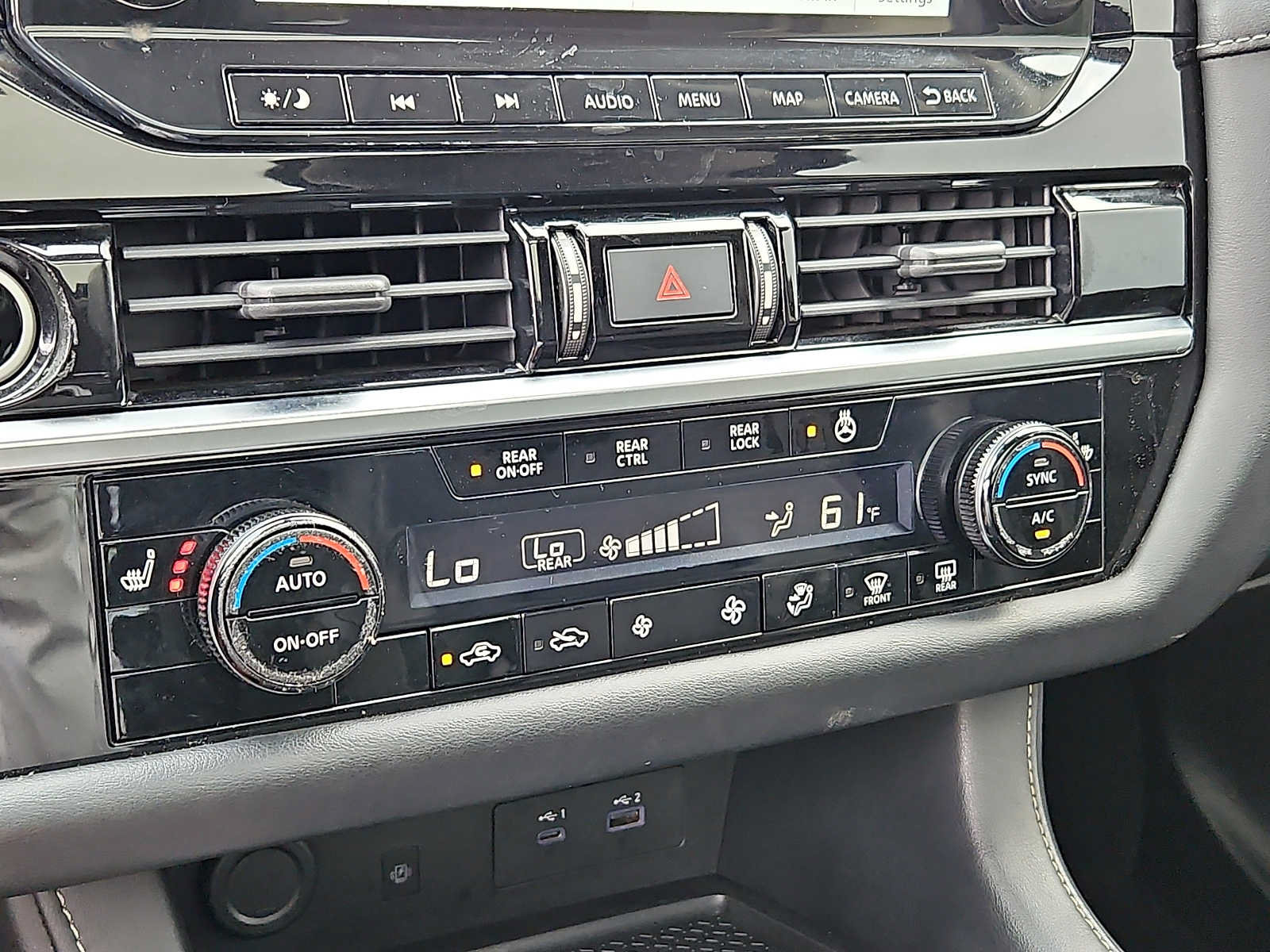 Used 2022 Nissan Pathfinder SL w/ SL Premium Package FWD image 17