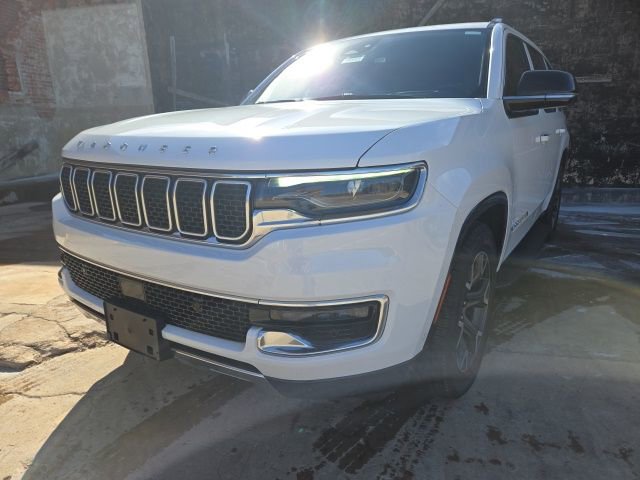 Used 2024 Jeep Wagoneer Series III image 1