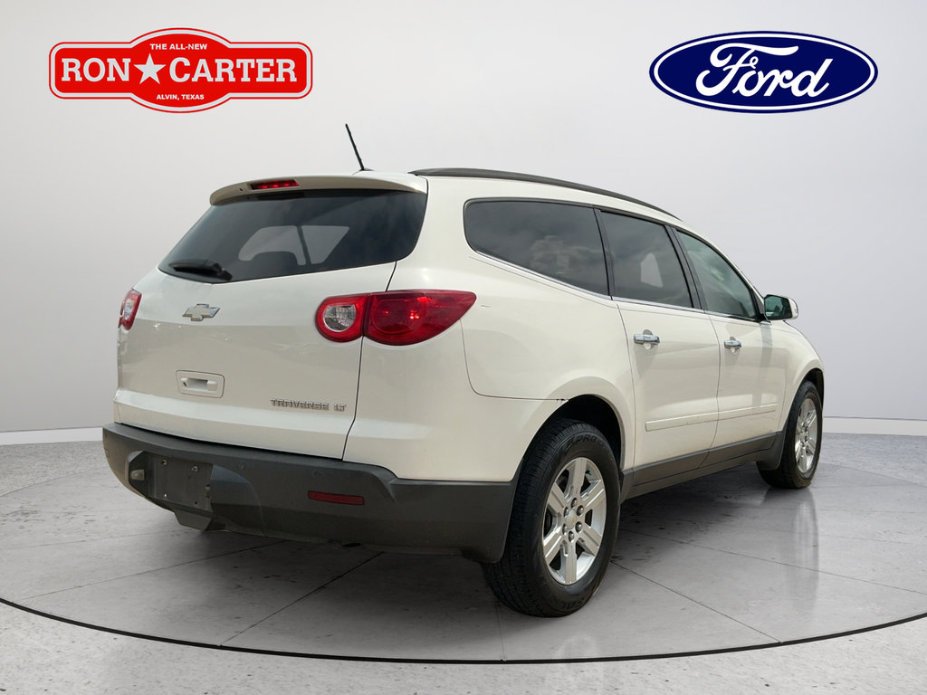 Used 2011 Chevrolet Traverse LT w/ Personal Connectivity Package FWD image 6