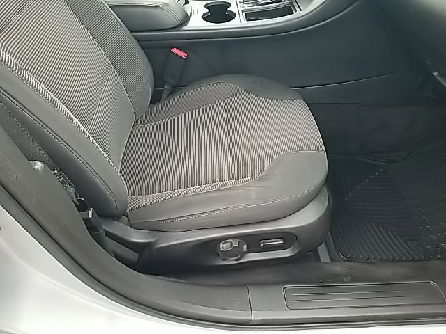 Used 2018 Ford Taurus SEL FWD image 33