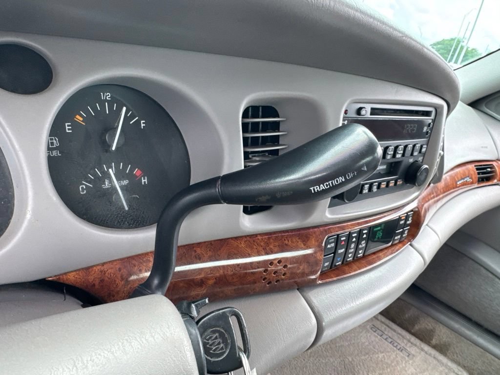 Used 2002 Buick Le Sabre Limited FWD image 14