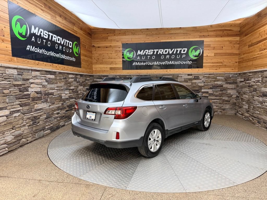 Used 2017 Subaru Outback 2.5i Premium AWD/4WD image 10