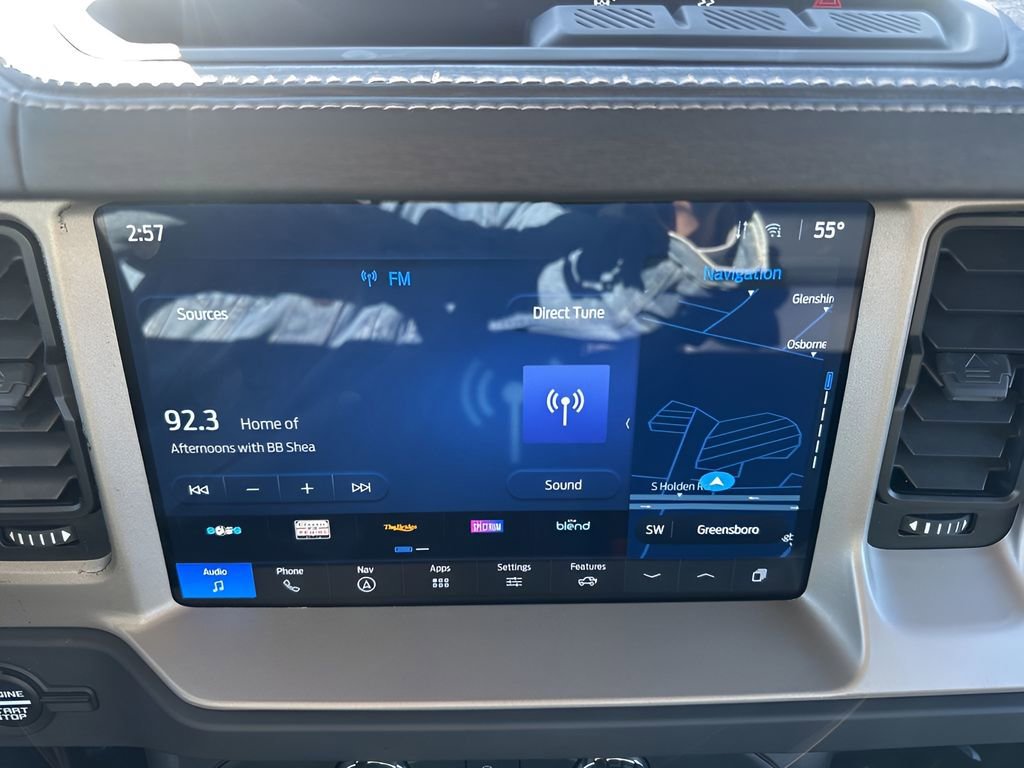 Used 2025 Ford Bronco Outer Banks image 25