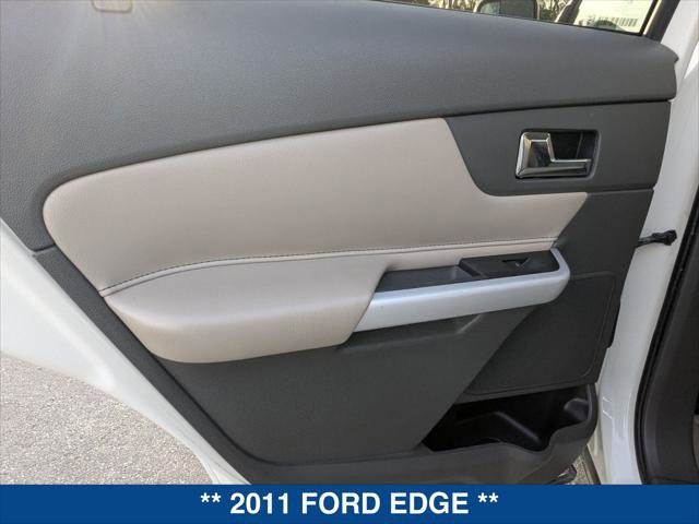 Used 2011 Ford Edge SEL image 19