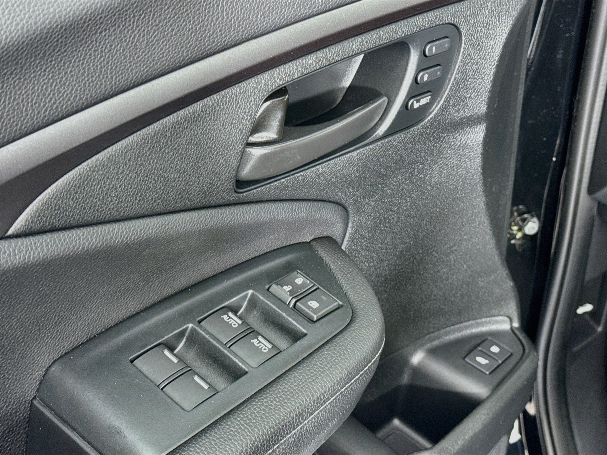 Certified 2023 Honda Passport EX-L image 17