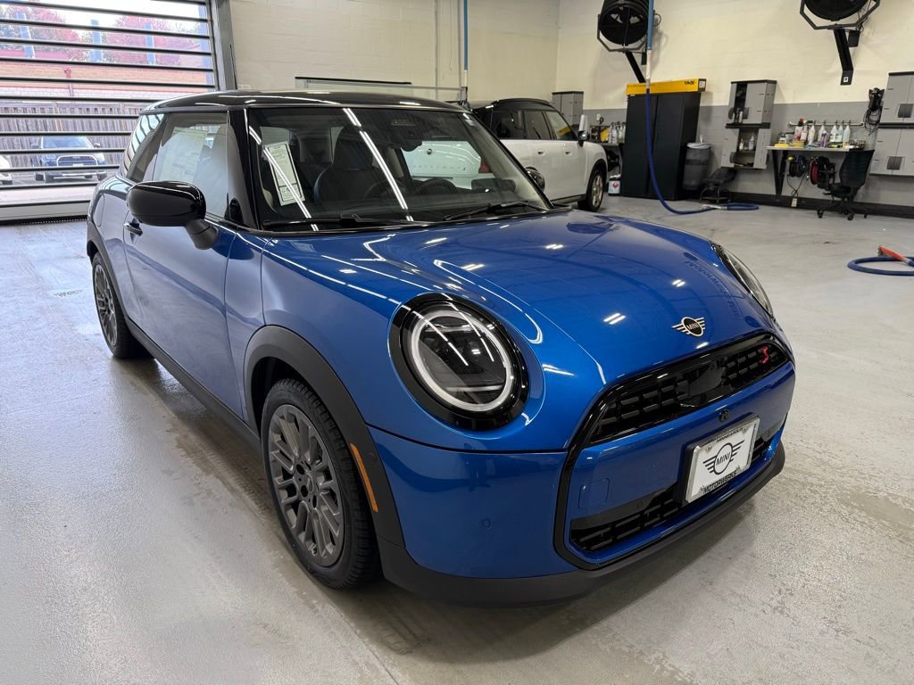 Certified 2025 MINI Cooper S image 9