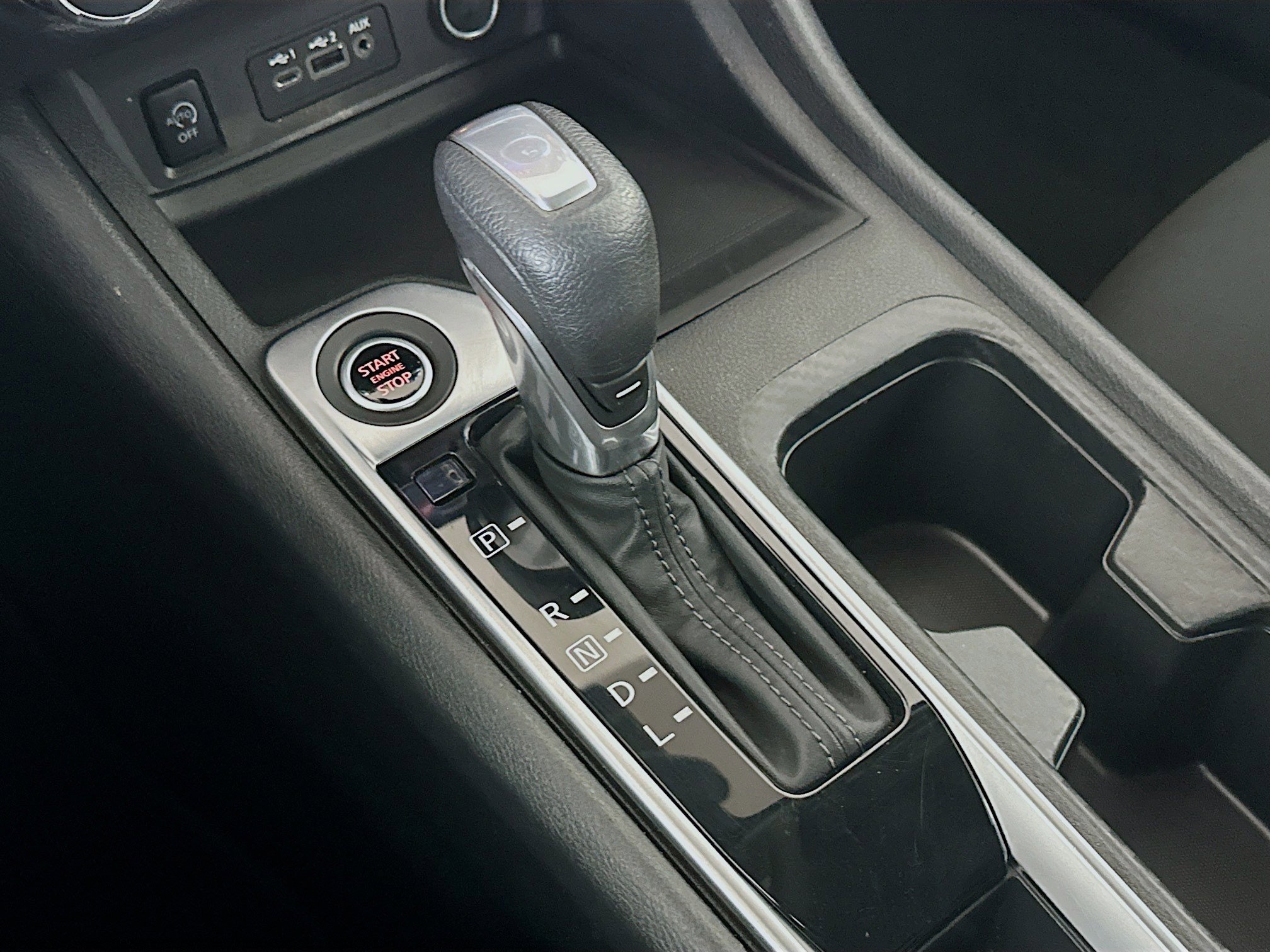 Used 2024 Nissan Sentra SV image 24