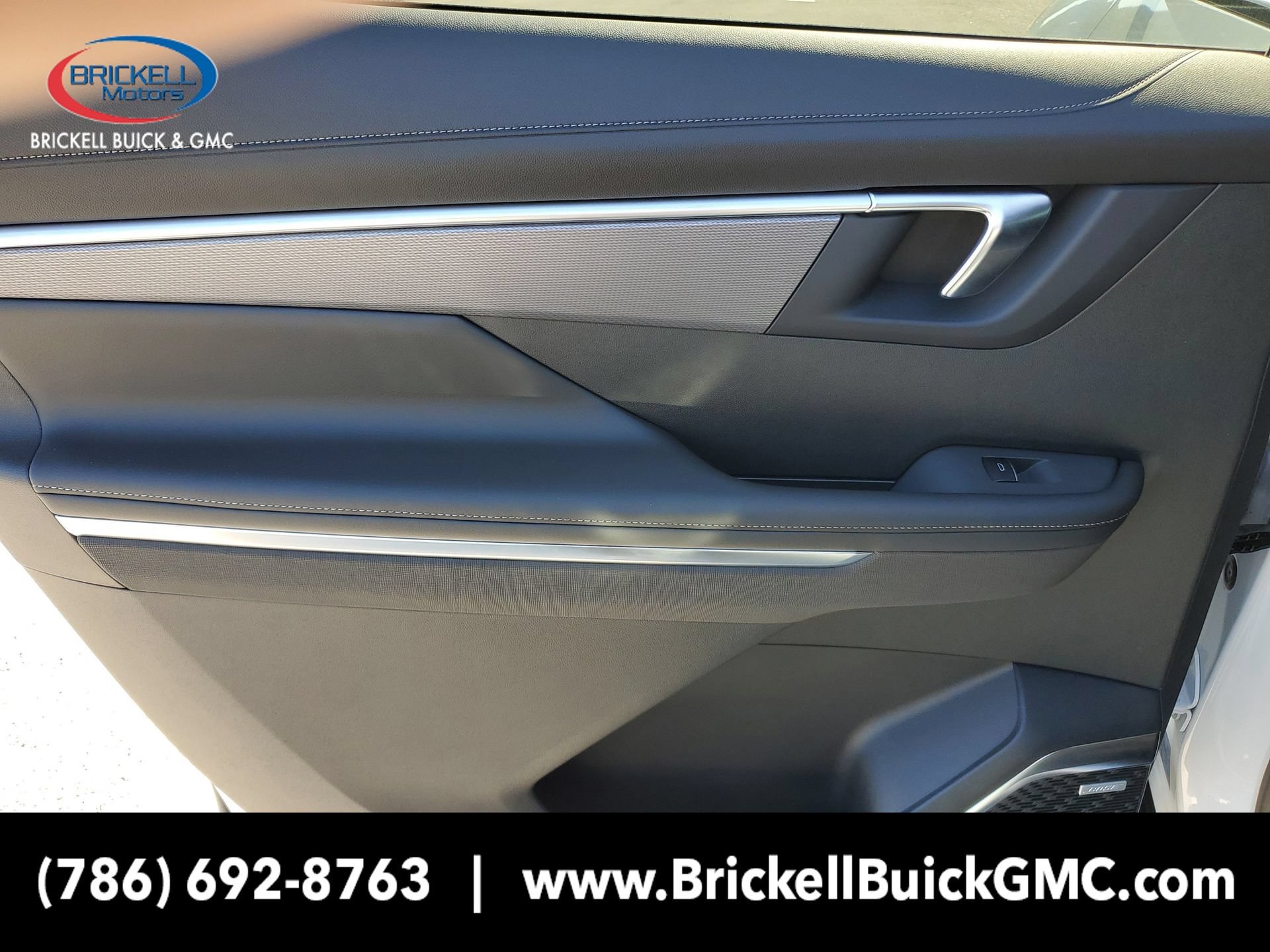 New 2025 Buick Enclave Sport Touring w/ Power Package AWD/4WD image 10
