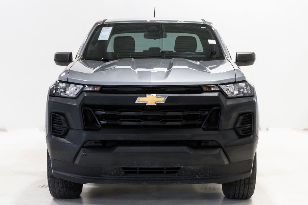 Used 2024 Chevrolet Colorado W/T image 4