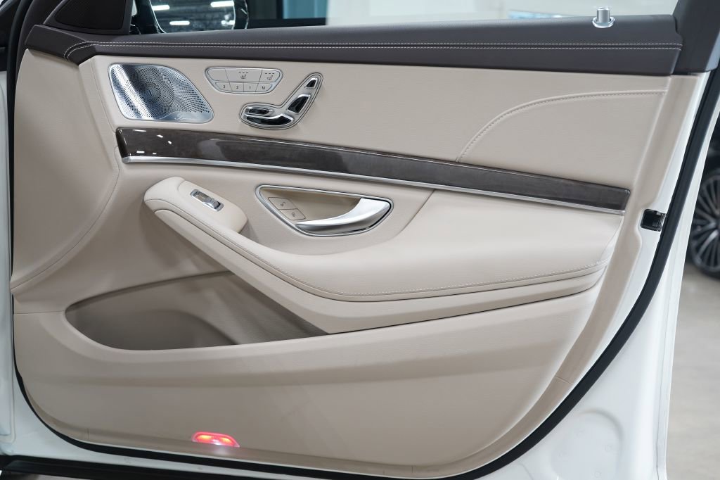 Used 2020 Mercedes-Benz S 450 Sedan image 22