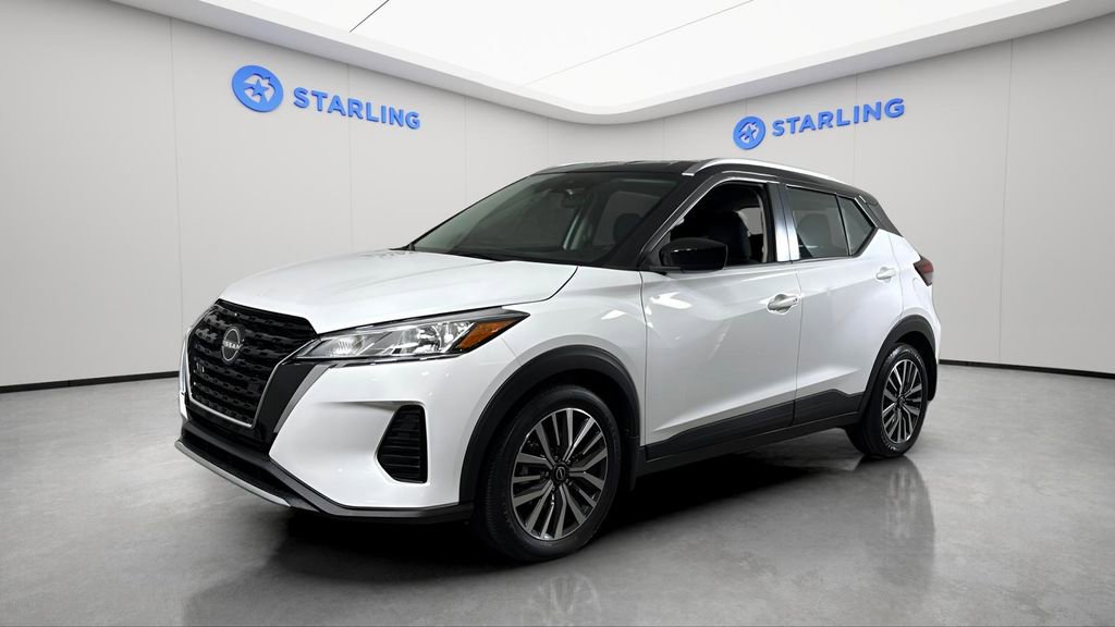 Used 2023 Nissan Kicks SV FWD image 1