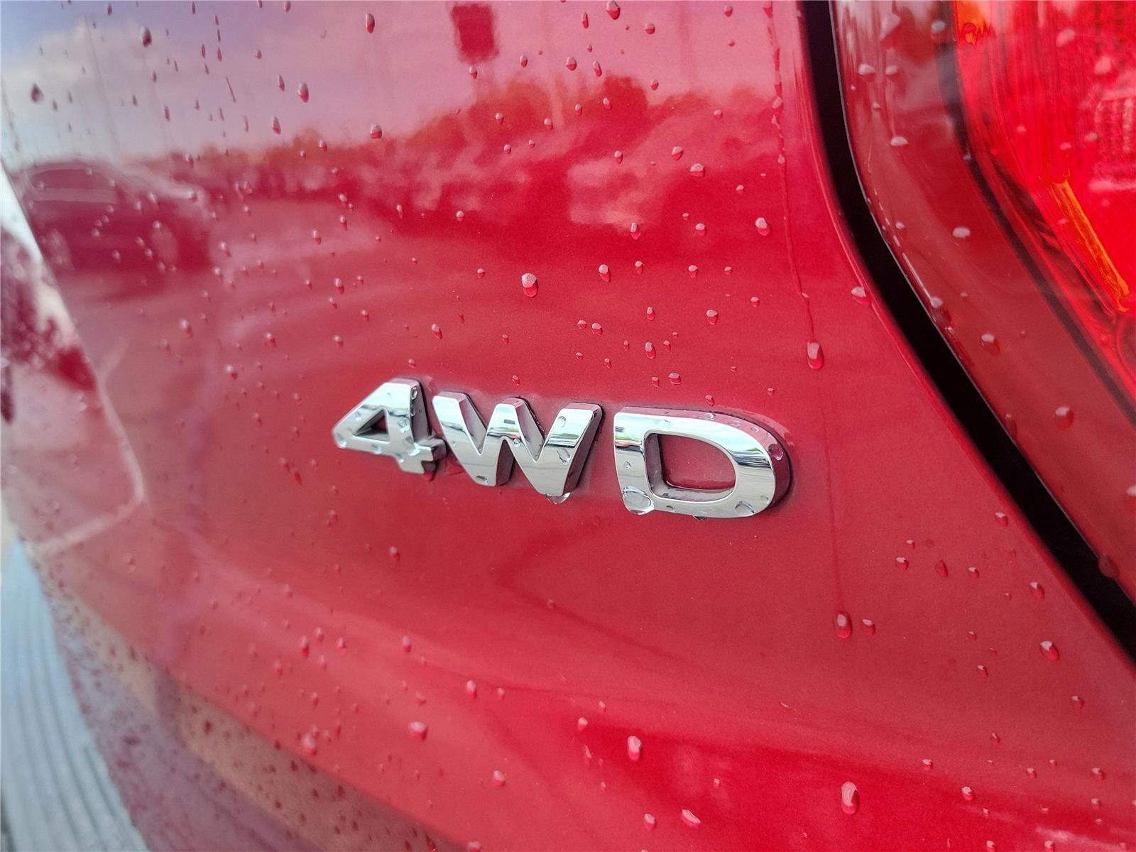 Used 2019 Ford Explorer XLT w/ Equipment Group 202A image 7