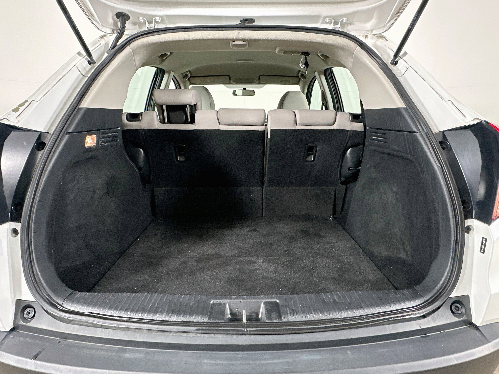 Used 2018 Honda HR-V LX image 27
