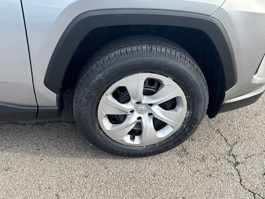 Used 2024 Toyota RAV4 LE image 42