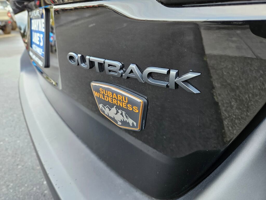Used 2023 Subaru Outback Wilderness image 12