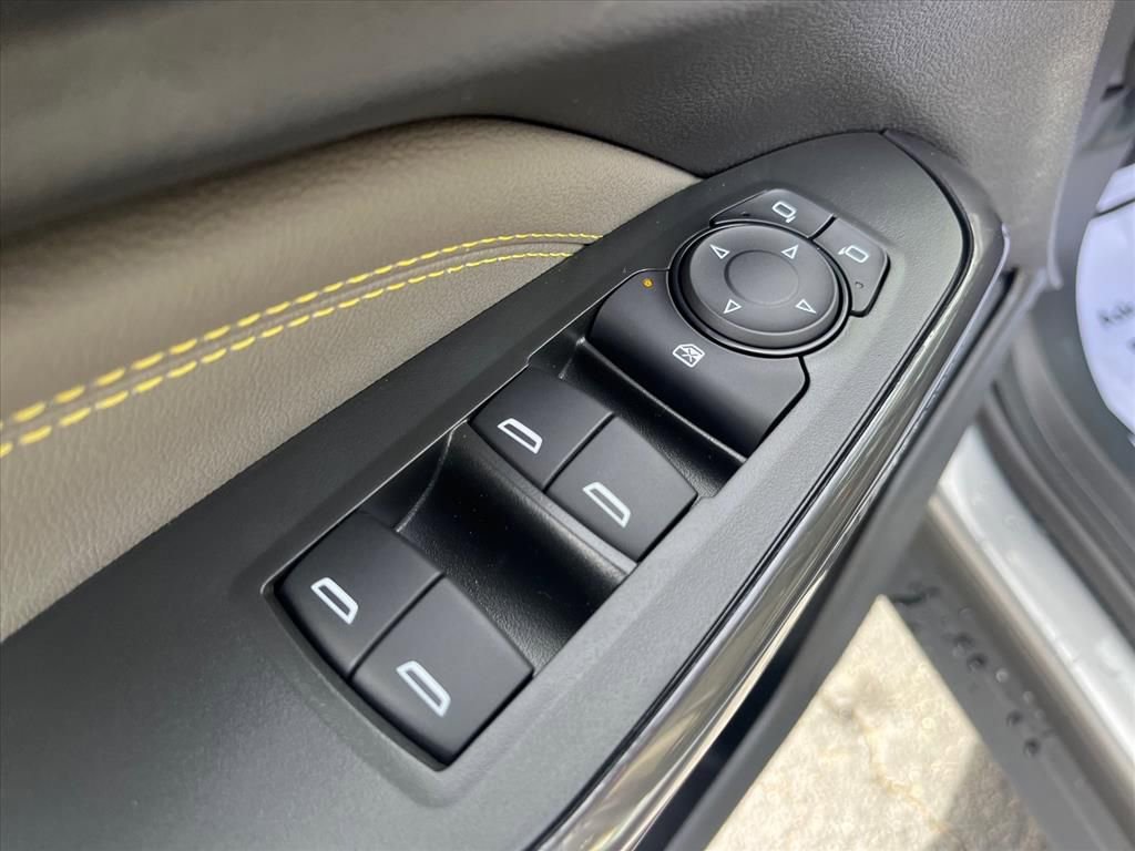 New 2026 Chevrolet Trax ACTIV w/ Driver Confidence Package FWD image 25