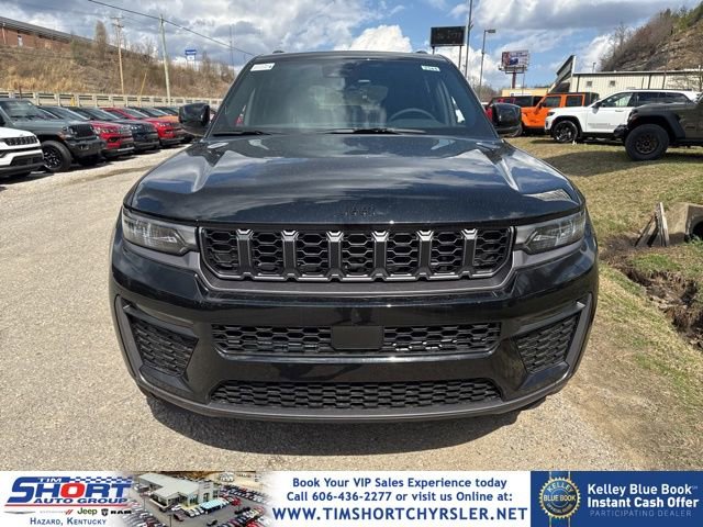 New 2026 Jeep Grand Cherokee Limited w/ Limited Altitude Package AWD/4WD image 8