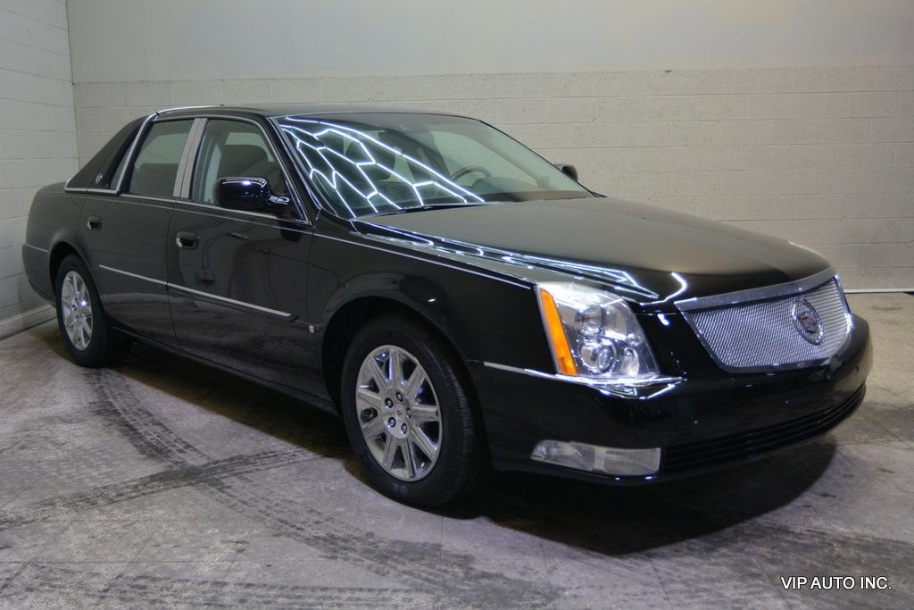 Used 2010 Cadillac DTS Premium w/ Driver Awareness Package image 1