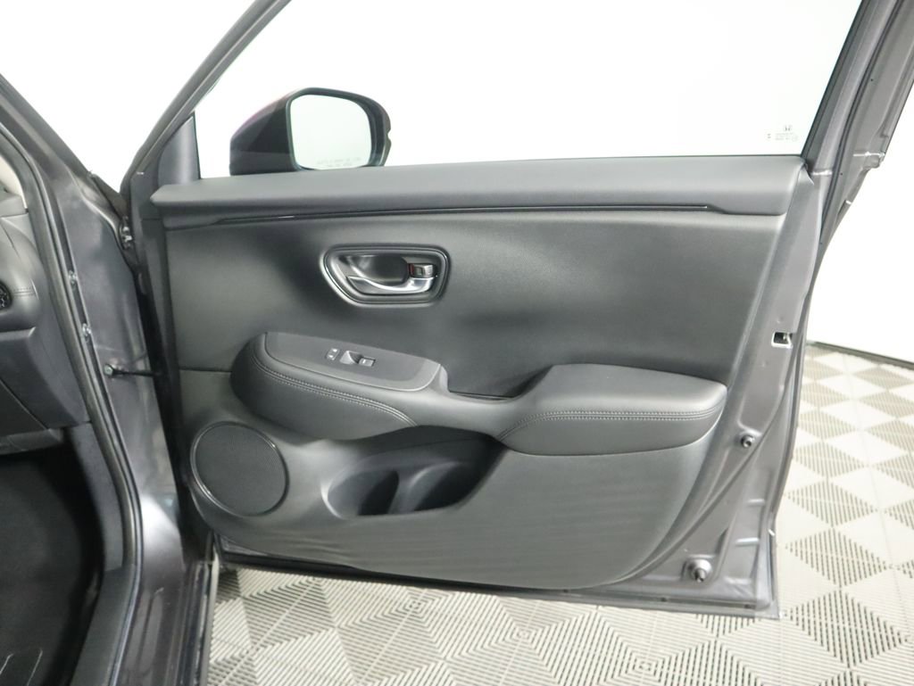 Used 2024 Honda HR-V LX image 25