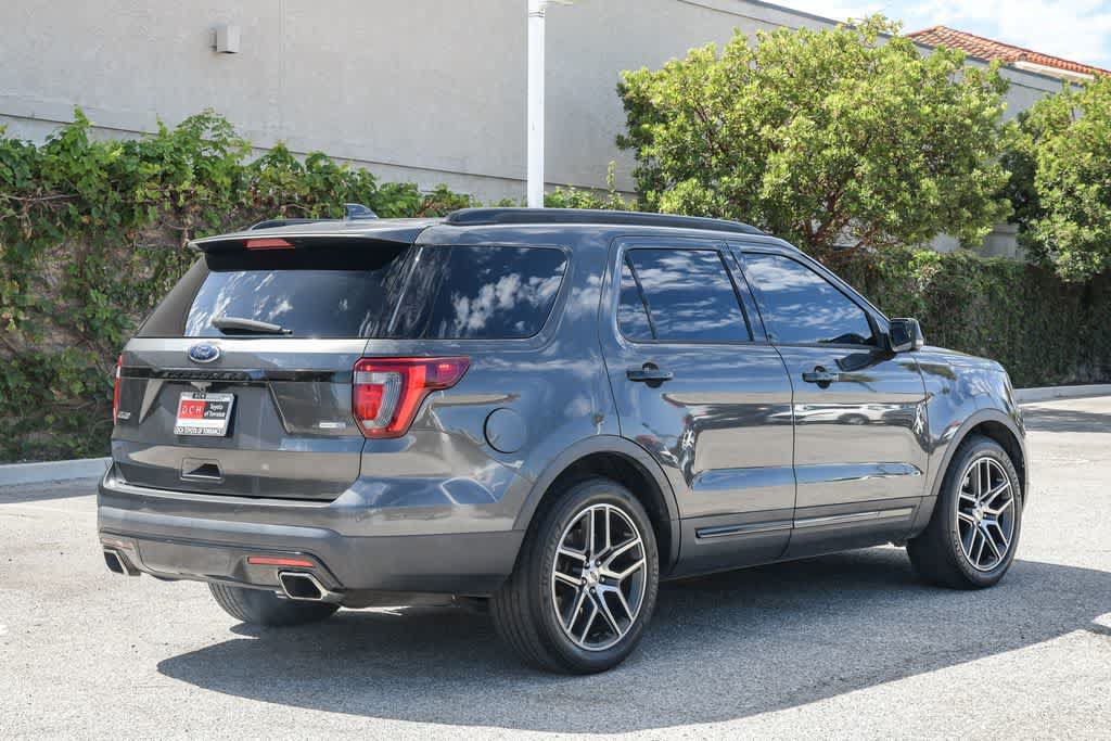 Used 2017 Ford Explorer Sport AWD/4WD image 9