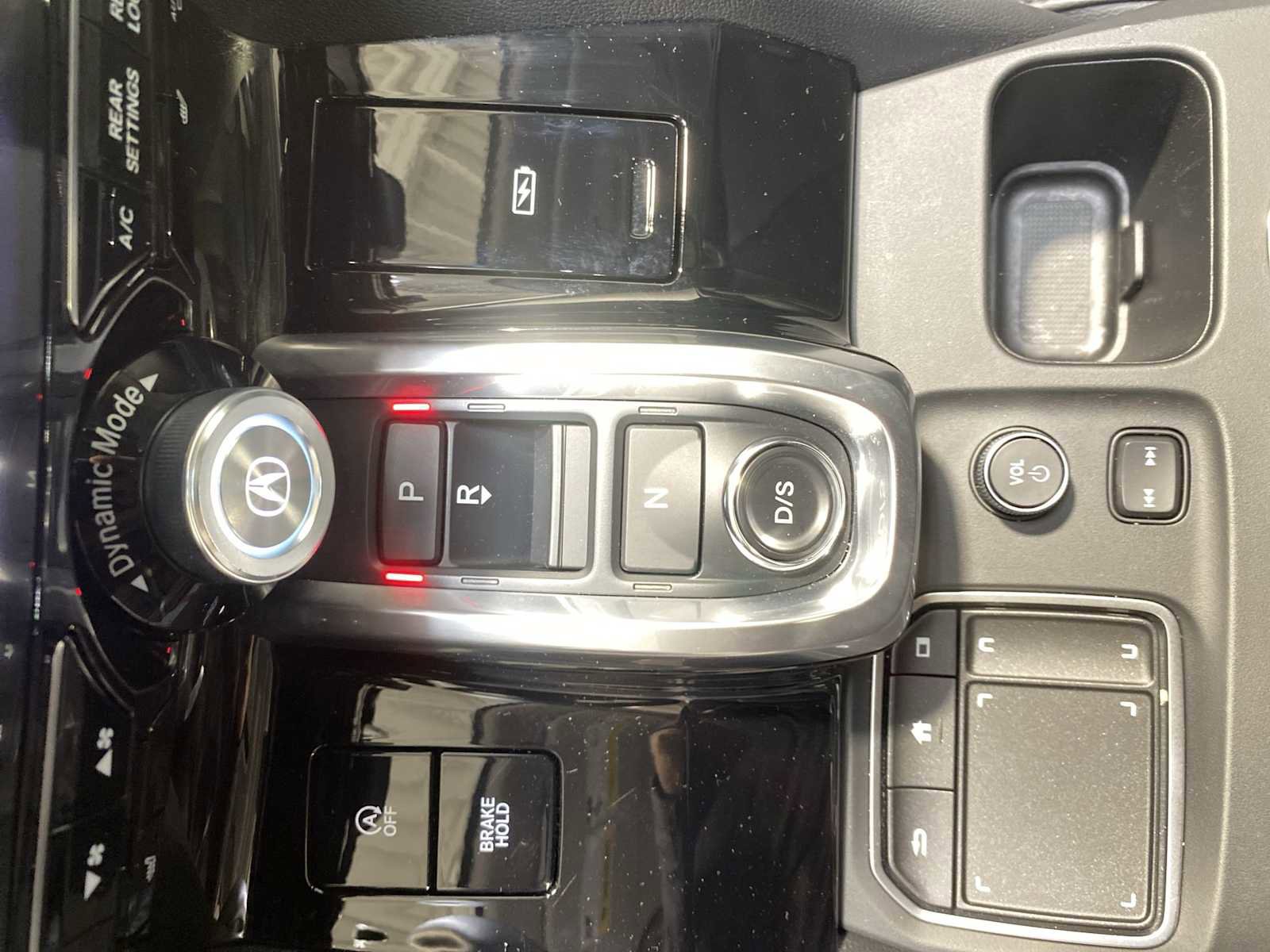 Used 2023 Acura MDX SH-AWD image 17