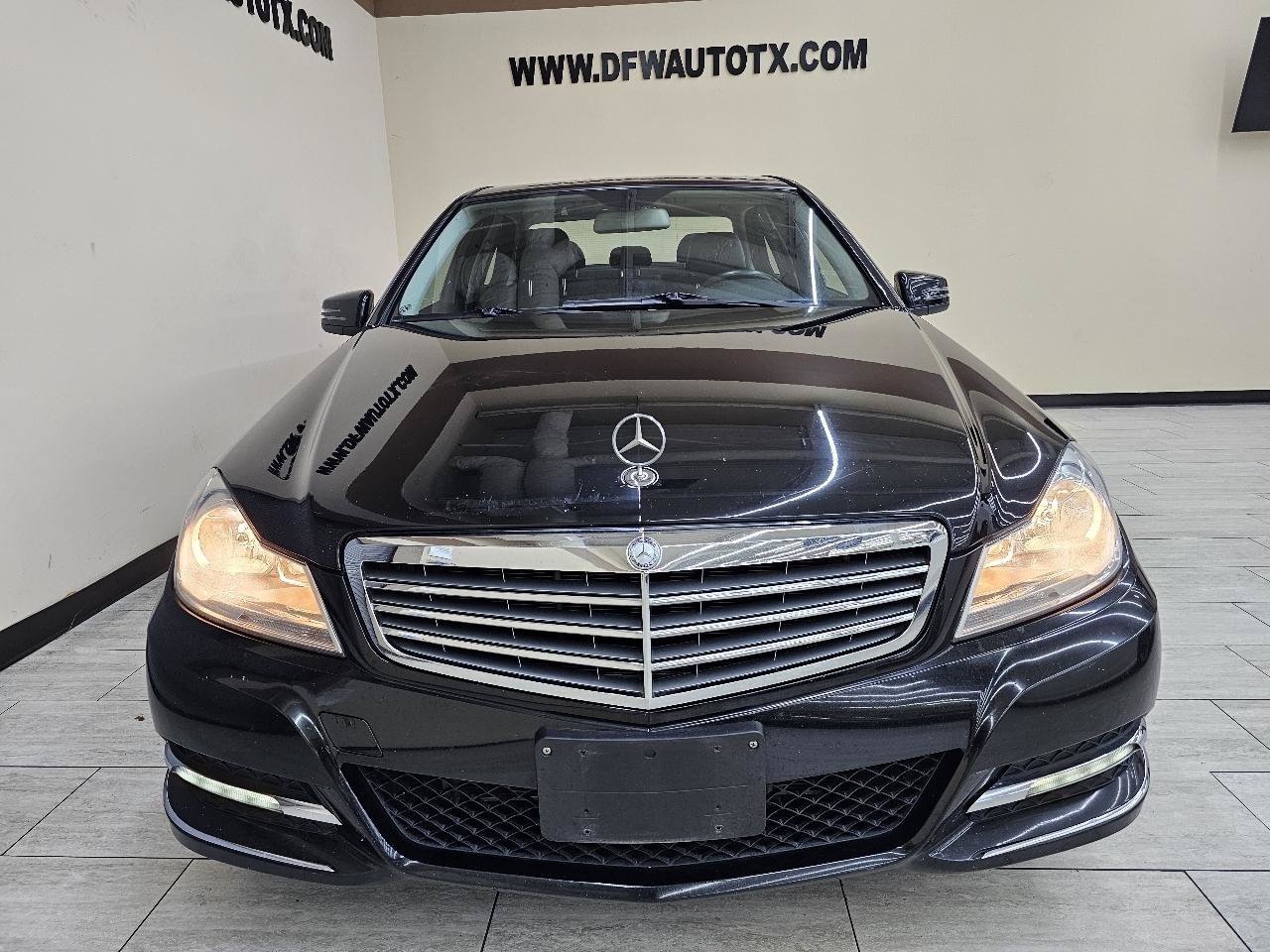 Used 2013 Mercedes-Benz C 300 4MATIC Sedan w/ Multimedia Pkg image 3