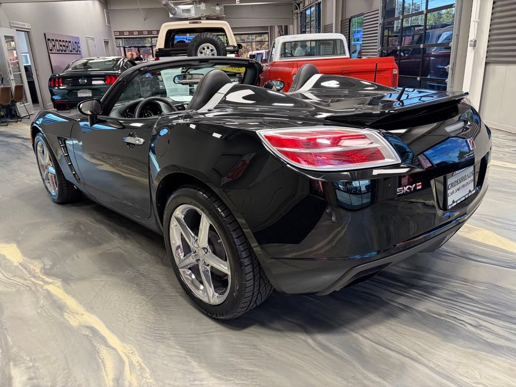 Used 2008 Saturn Sky Red Line RWD image 28