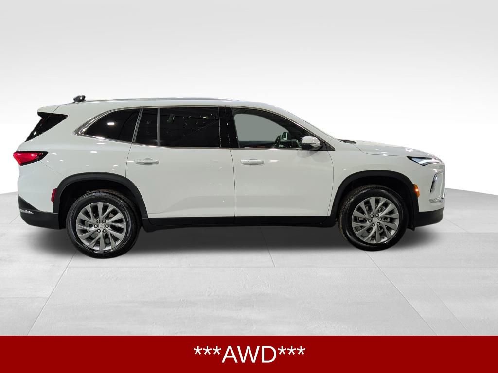 Certified 2025 Buick Enclave Preferred image 9