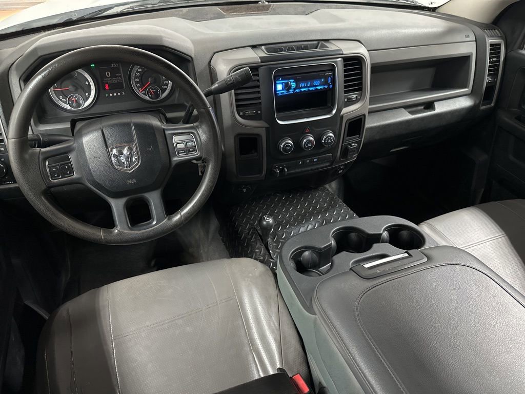 Used 2014 RAM 3500 Tradesman w/ Chrome Appearance Group image 15