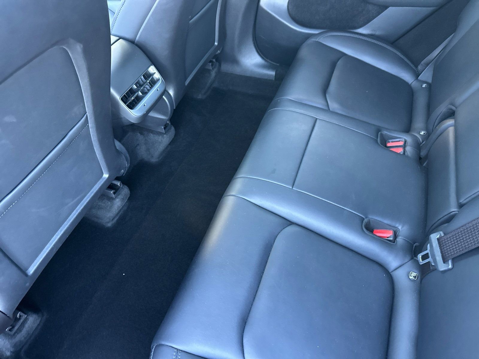 Used 2023 Tesla Model Y Long Range image 12