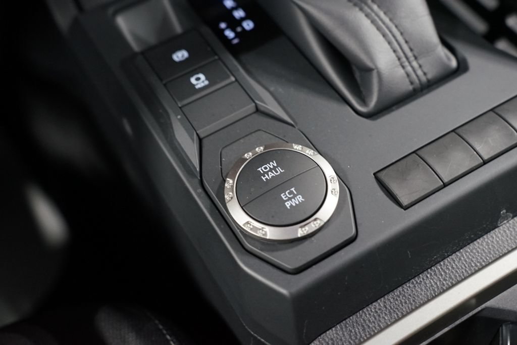 Certified 2025 Toyota Tacoma SR5 RWD image 24