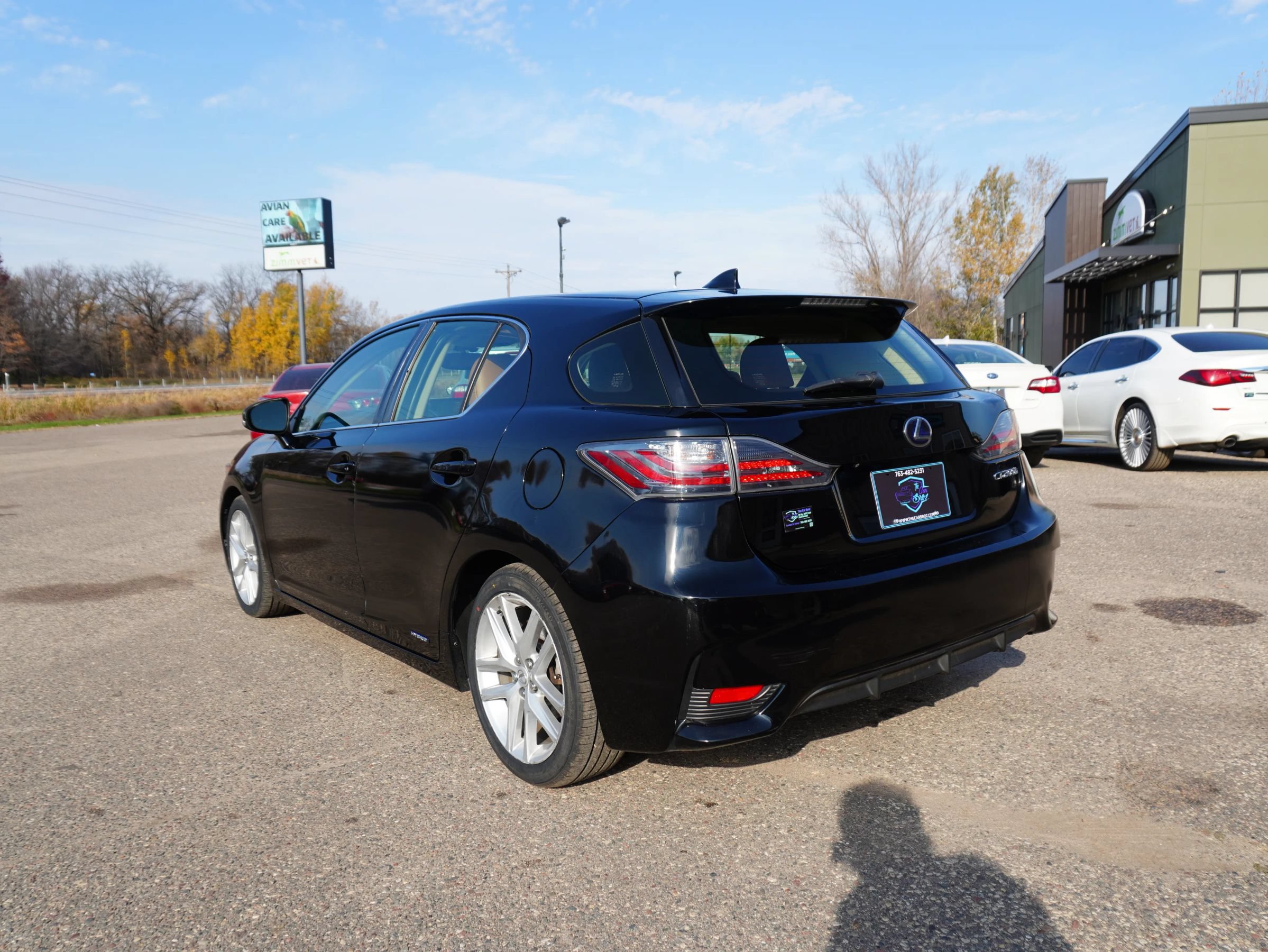 Used 2015 Lexus CT 200h w/ Navigation Package FWD image 6