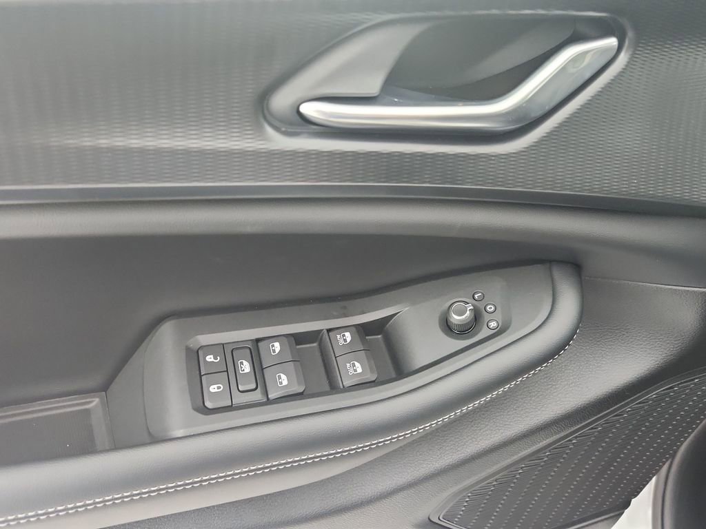 New 2025 Jeep Grand Cherokee L Laredo image 21