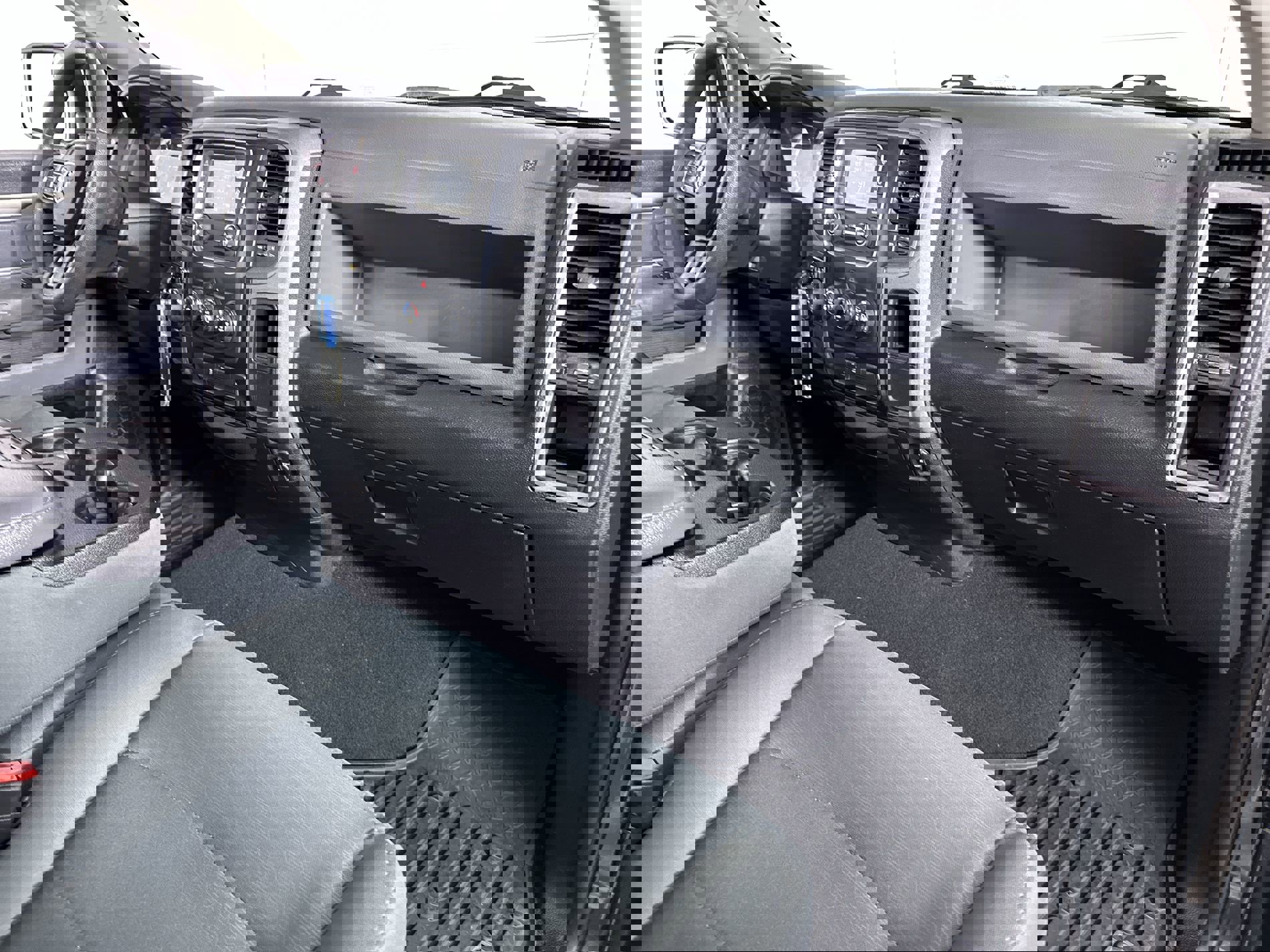 Used 2018 RAM 1500 Express image 66