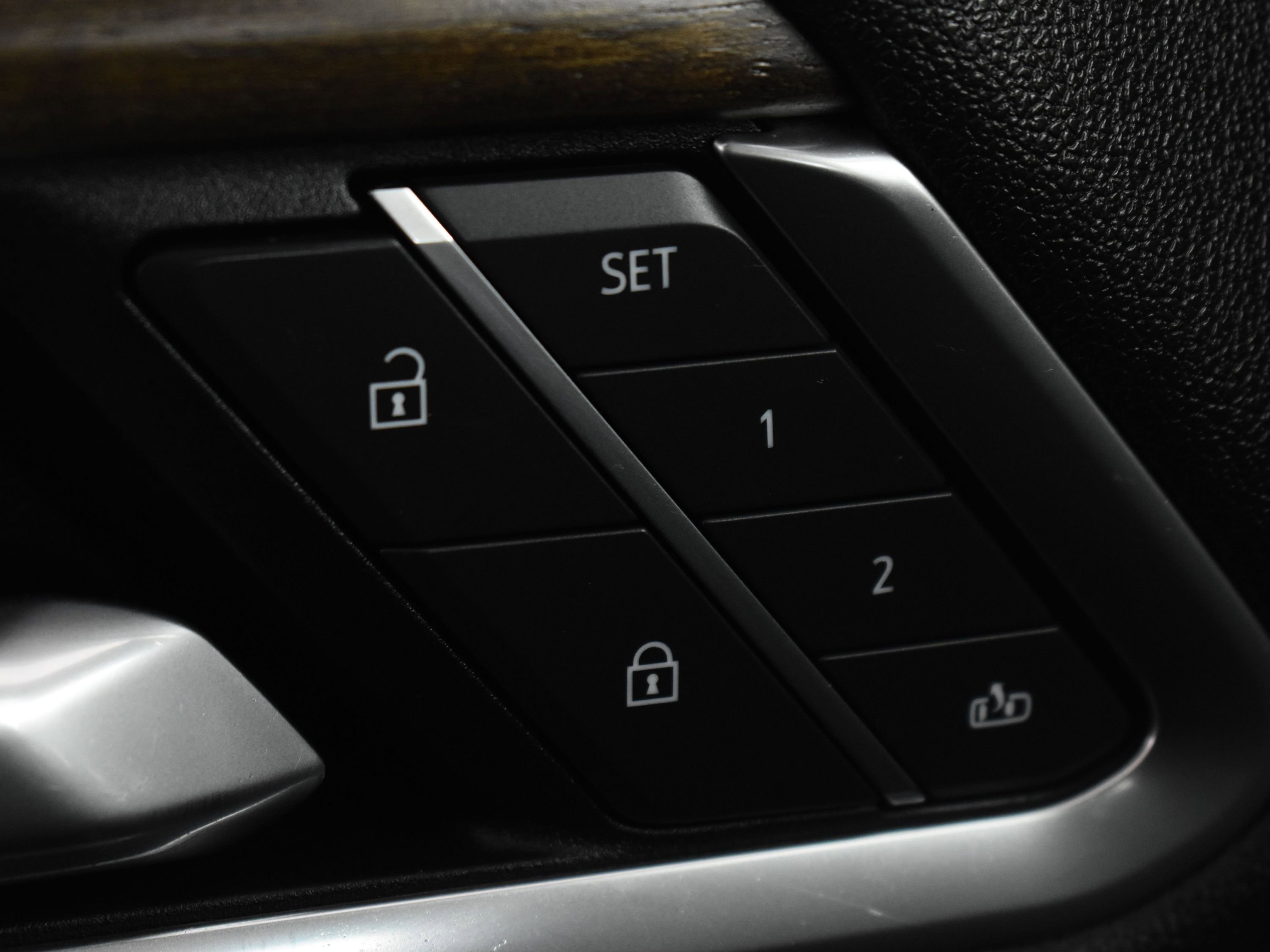 Used 2025 Chevrolet Silverado 2500 High Country w/ High Country Premium Package image 33