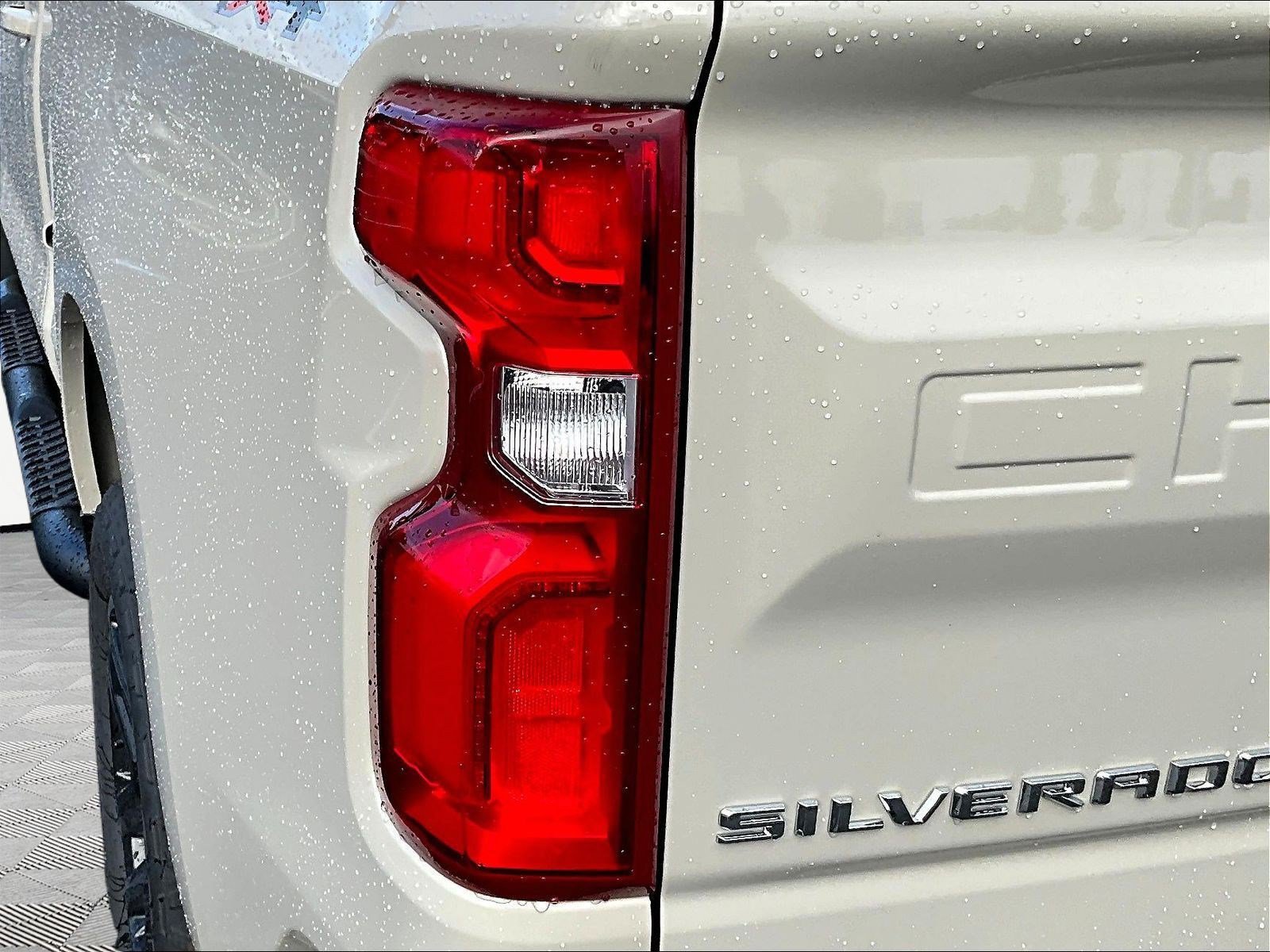 New 2026 Chevrolet Silverado 1500 RST w/ RST Select Package AWD/4WD image 15
