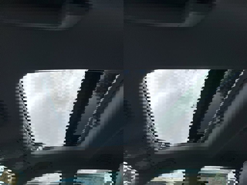 New 2025 Volkswagen Jetta SE image 23