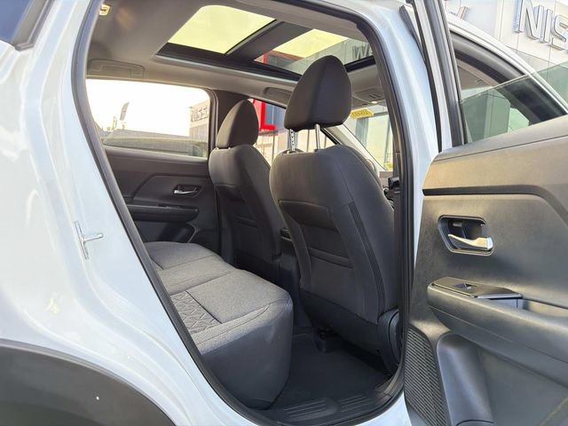 Used 2025 Nissan Kicks SV w/ SV Premium Package AWD/4WD image 13