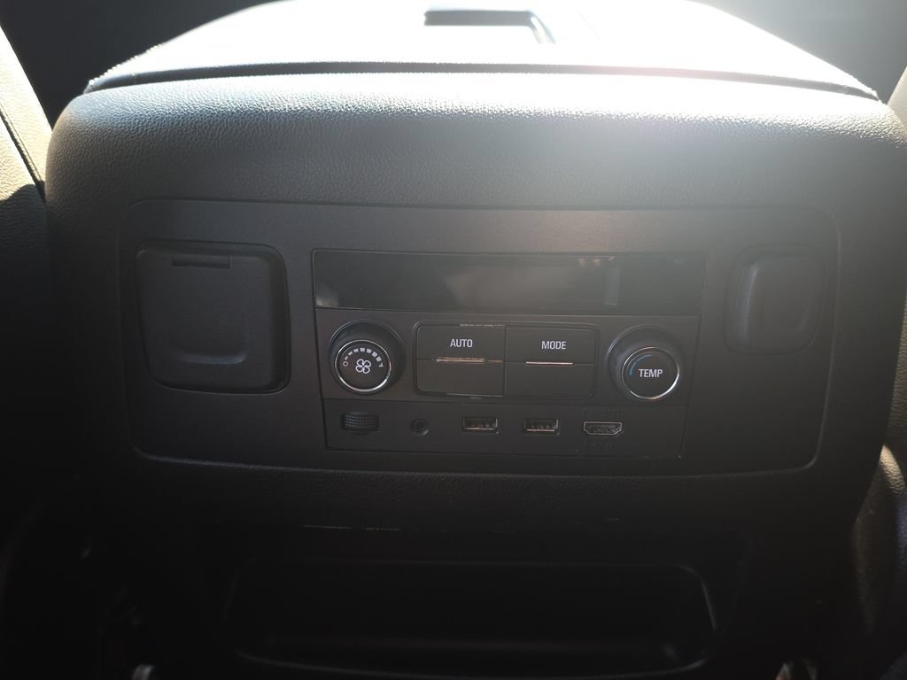 Certified 2018 Chevrolet Tahoe LT AWD/4WD image 31