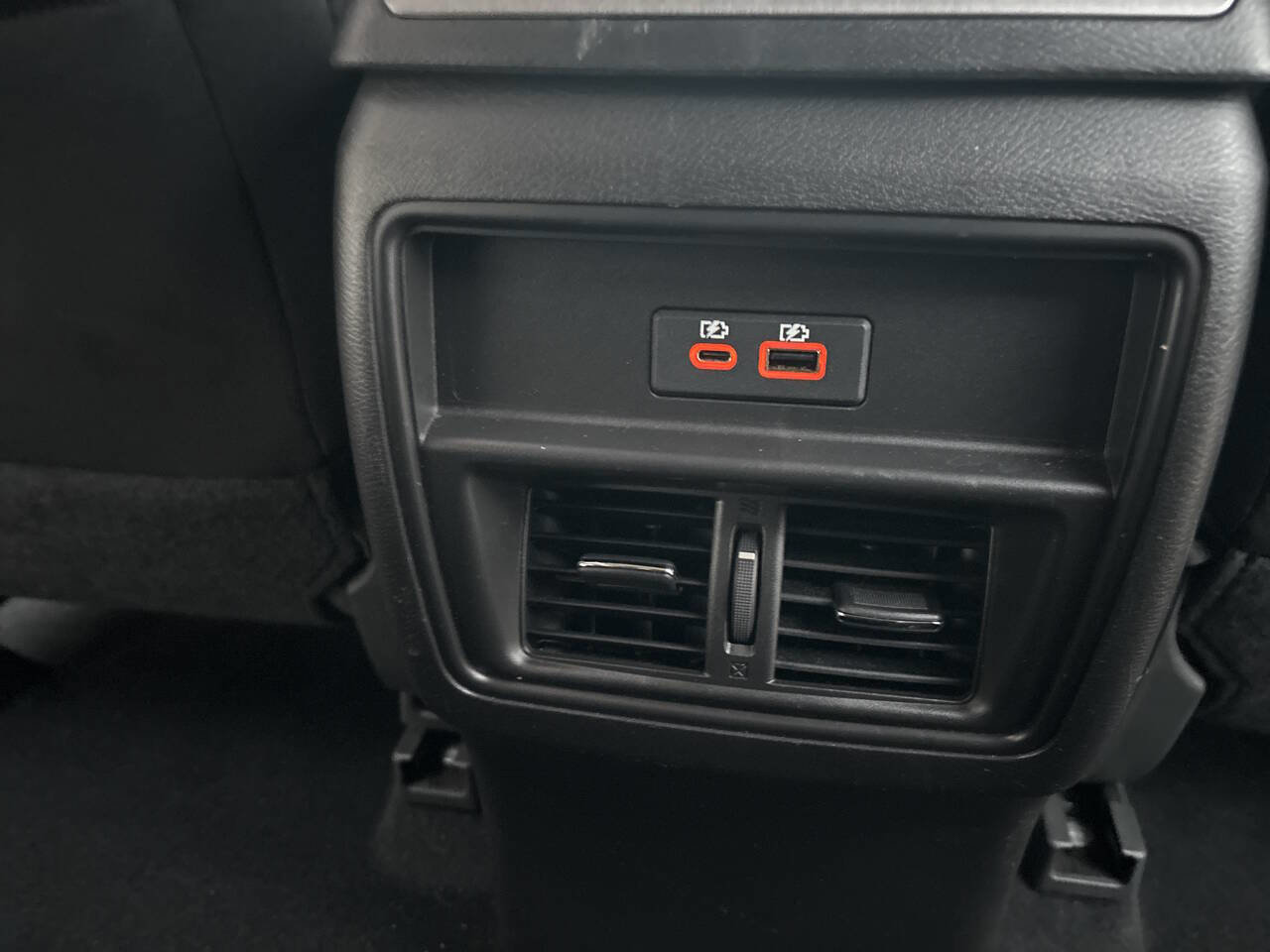 Used 2019 Nissan Murano S image 49