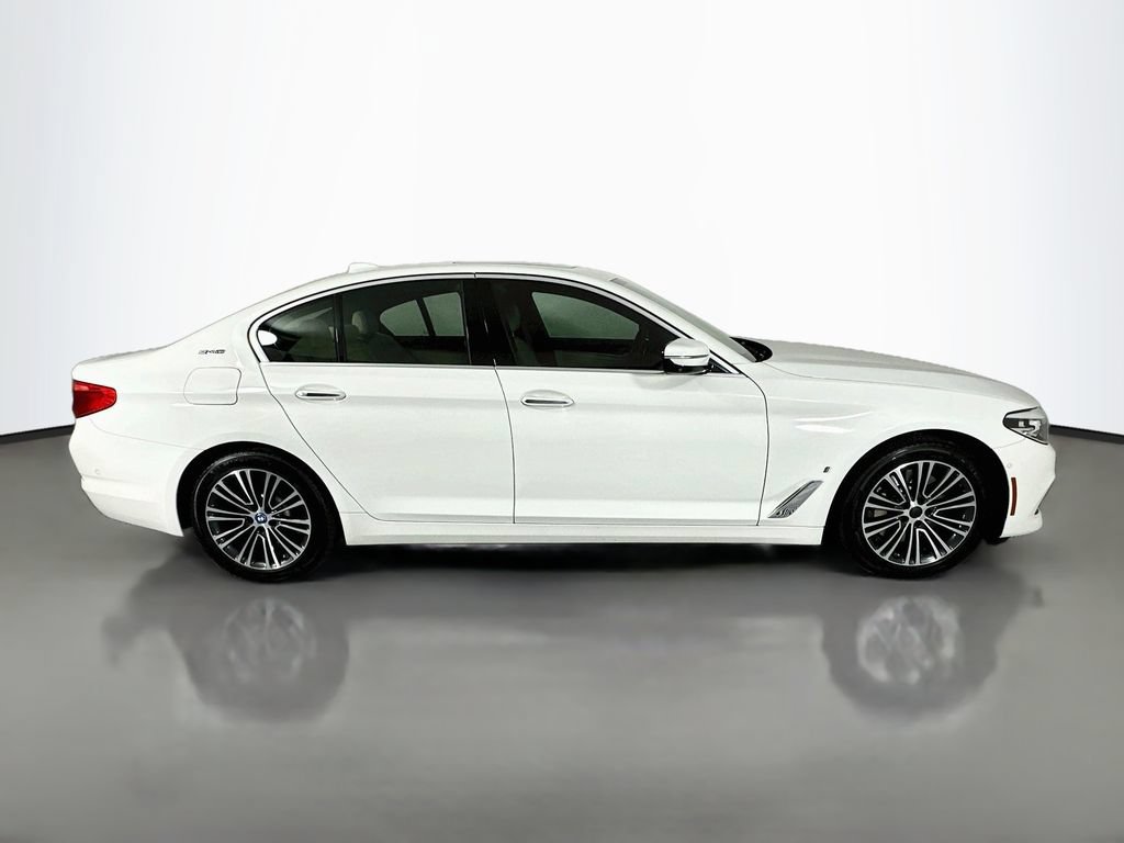 Used 2018 BMW 530e RWD image 8