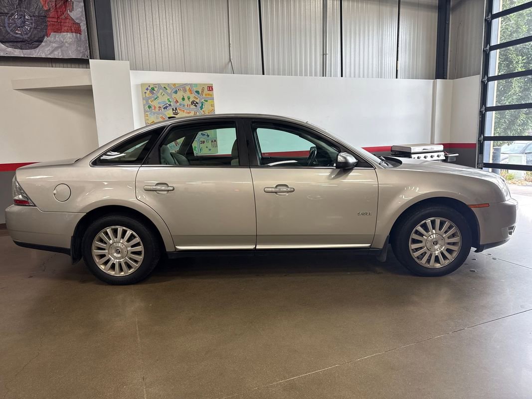 Used 2008 Mercury Sable AWD Sedan image 3