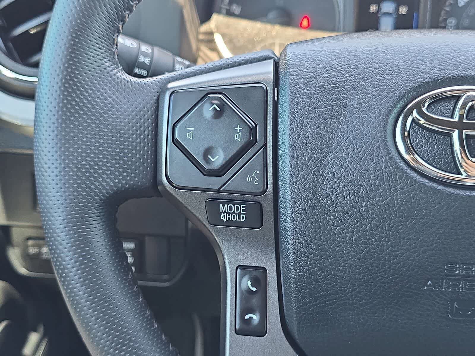 Certified 2023 Toyota Tacoma TRD Off-Road AWD/4WD image 29