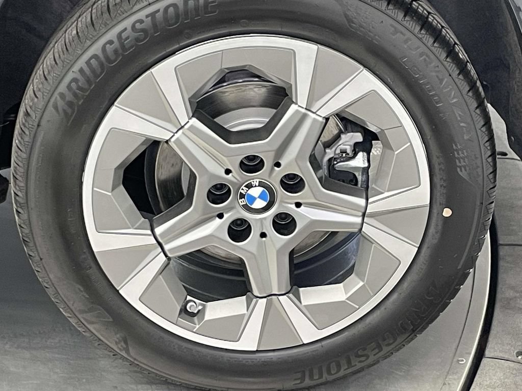 New 2026 BMW X1 xDrive28i w/ Convenience Package AWD/4WD image 12