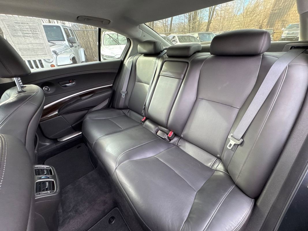 Used 2017 Acura RLX w/ Technology Package image 15